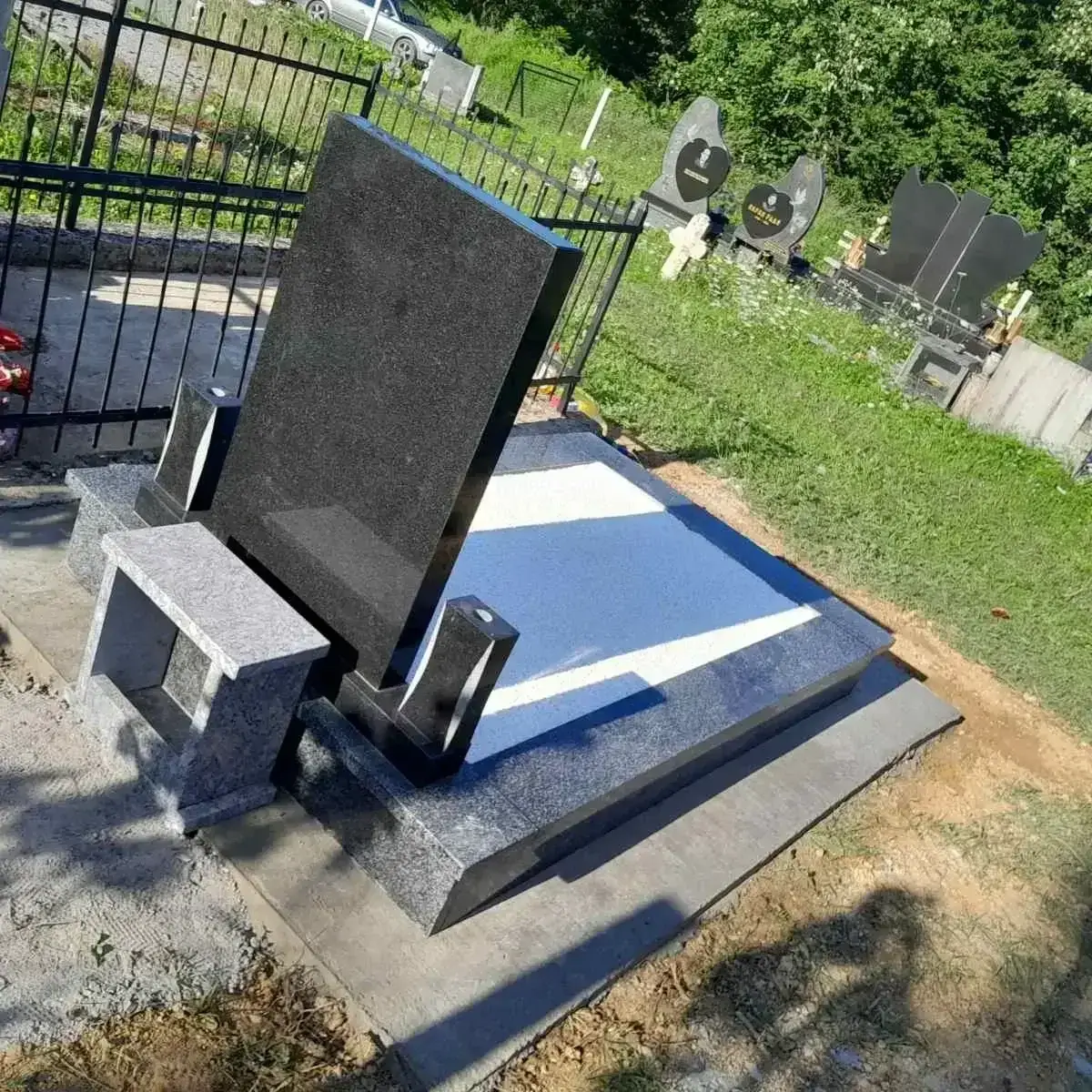 Spomenik klasika za jedno