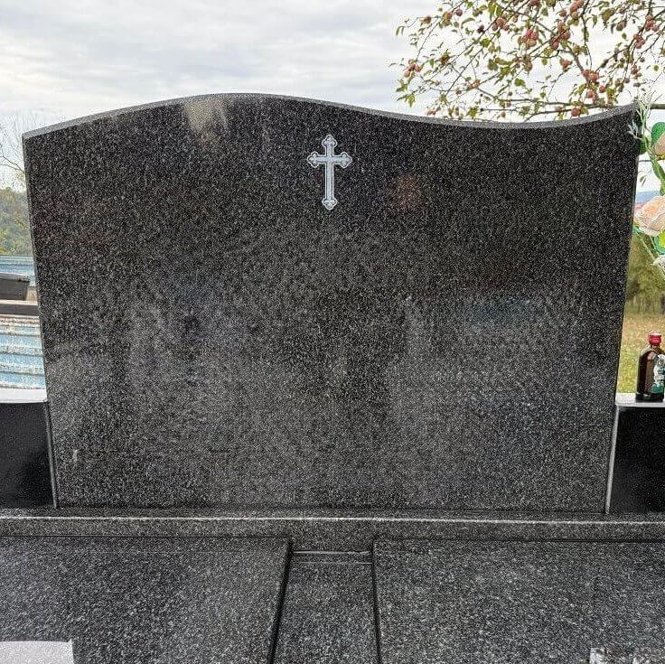 Nadgrobni spomenik za dvoje