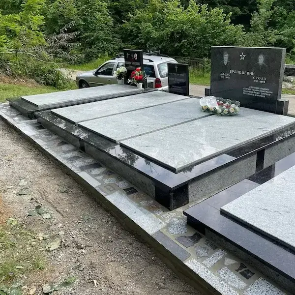 Komplet grobnica cijena