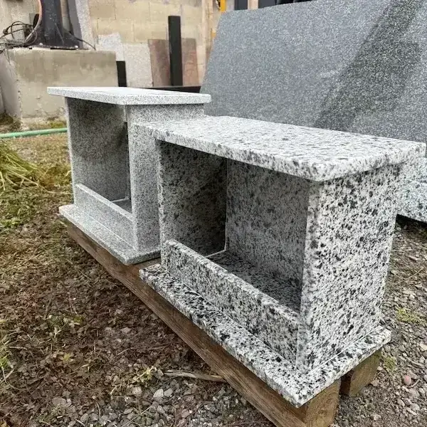 Kucice za svijece od granita