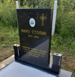 Akcija nadgrobni spomenik za jedno Akcija nadgrobni spomenik za jedno